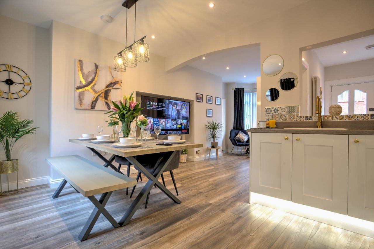 Villa The Belfast Boutique Sleeps 7 adults! Extérieur photo