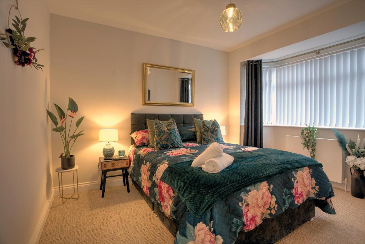 Villa The Belfast Boutique Sleeps 7 adults! Extérieur photo
