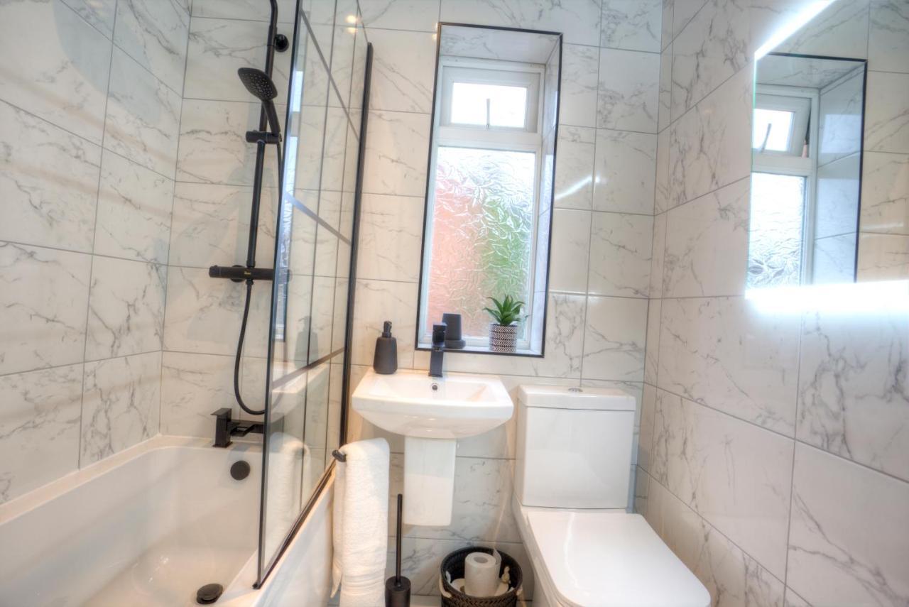 Villa The Belfast Boutique Sleeps 7 adults! Extérieur photo