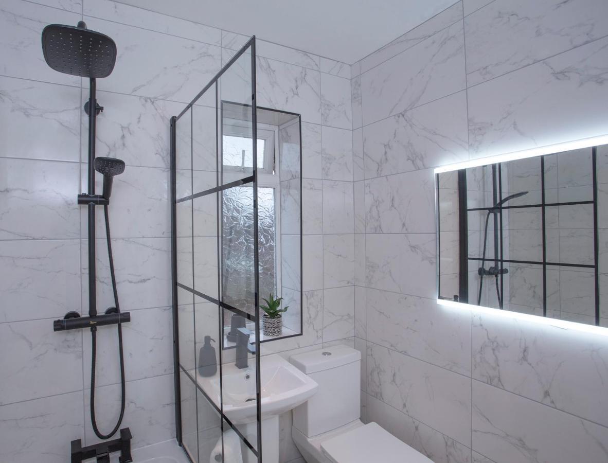 Villa The Belfast Boutique Sleeps 7 adults! Extérieur photo