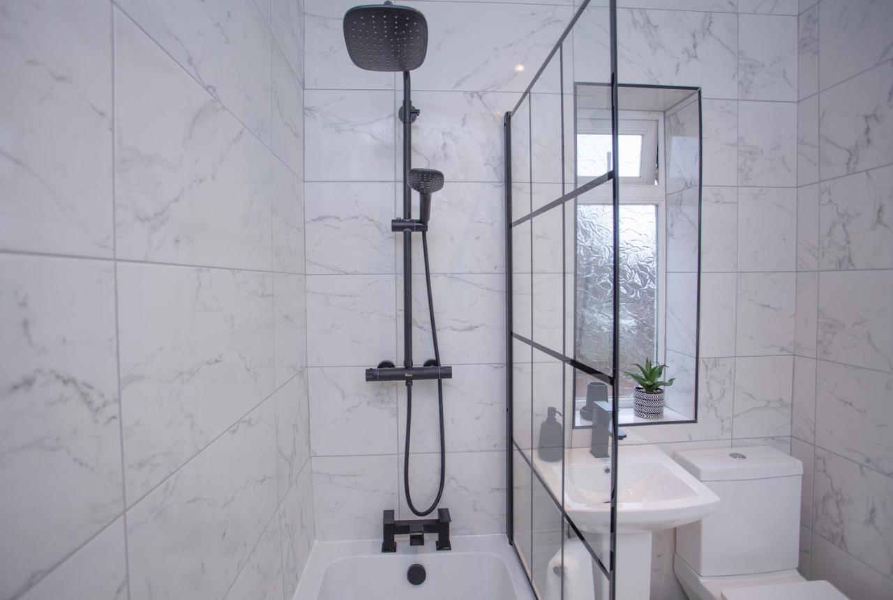 Villa The Belfast Boutique Sleeps 7 adults! Extérieur photo